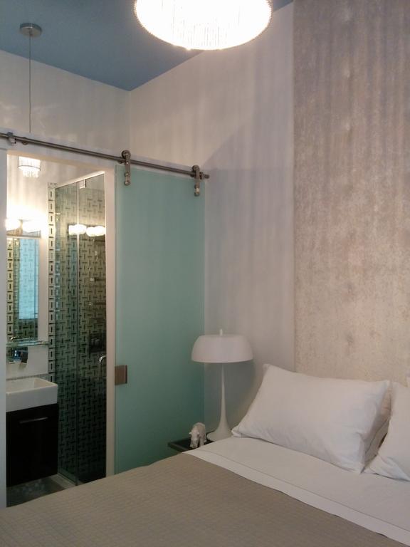 Baystreet Hotel/Motel Τορόντο Εξωτερικό φωτογραφία