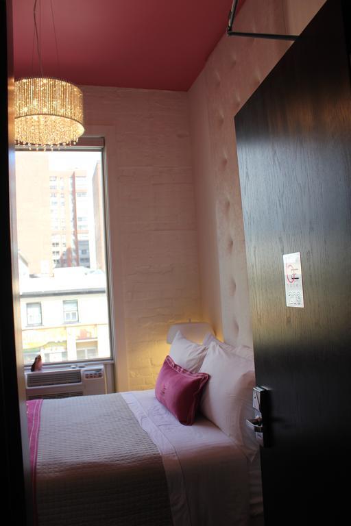 Baystreet Hotel/Motel Τορόντο Δωμάτιο φωτογραφία